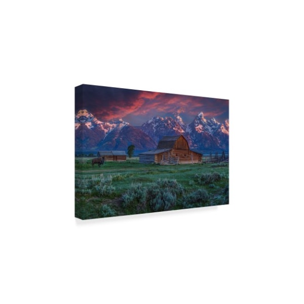 Galloimages Online 'Mormon Row Barn Sunrise' Canvas Art,30x47